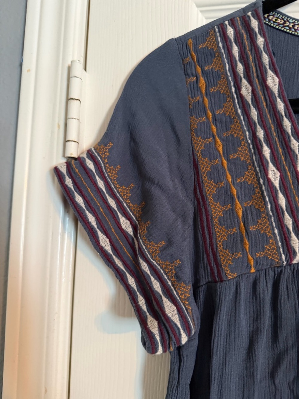 Knox Rose Navy Blue Embroidered Peasant Top - Picture 4 of 7